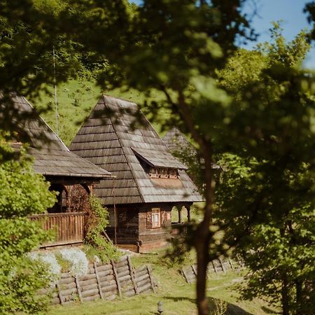 Raven'S Nest - The Hidden Village, Transylvania - Romania Sub Piatra Exteriér fotografie
